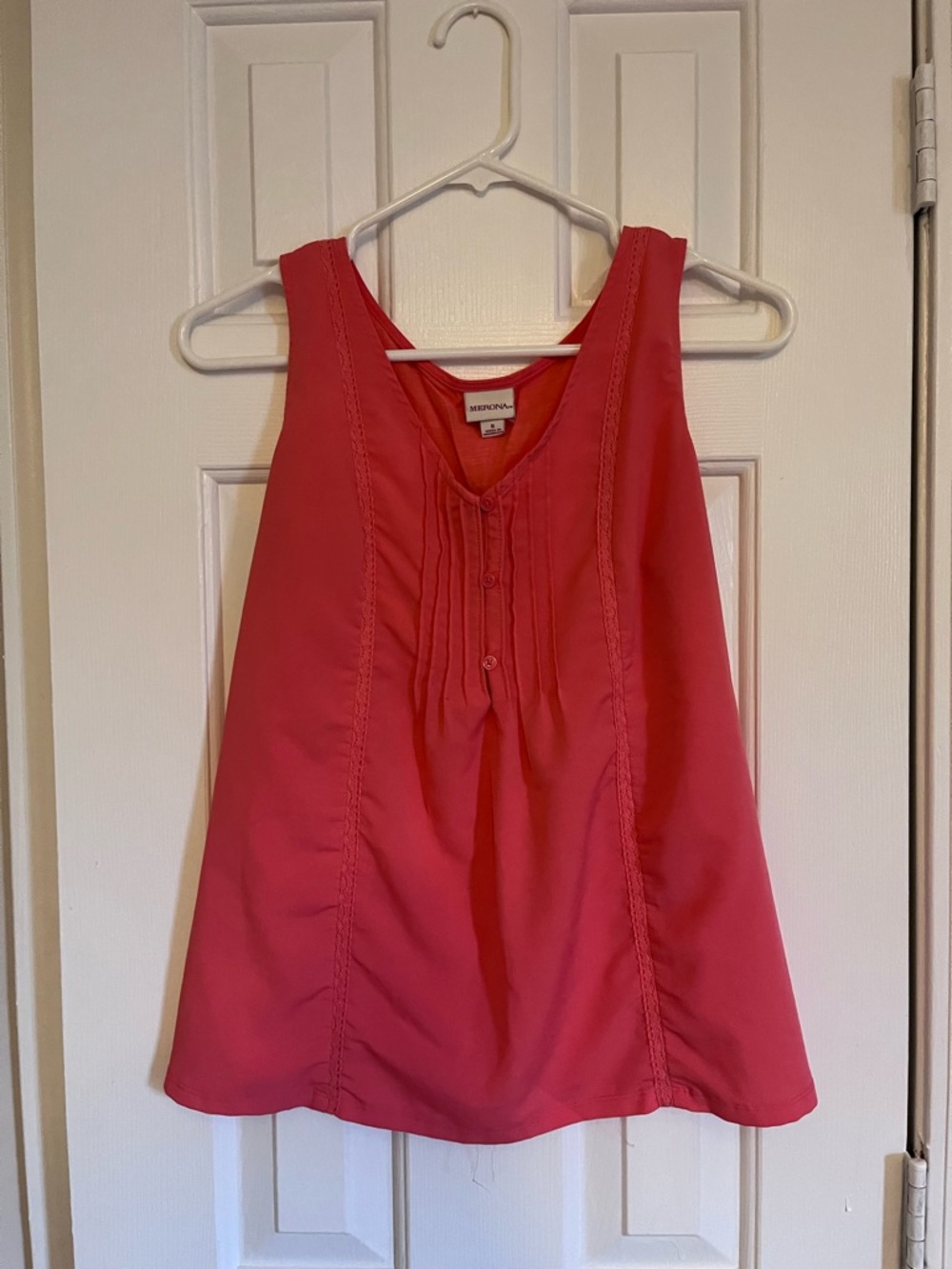 Merona Coral Sleeveless V-Neck Tank Top Size S